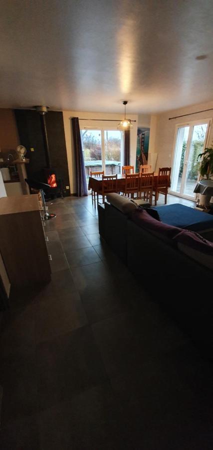 1 Chambre Privative Avec Bureau Et Cuisine Dans Maison 105 M2 Montfaucon Montfaucon  Eksteriør bilde