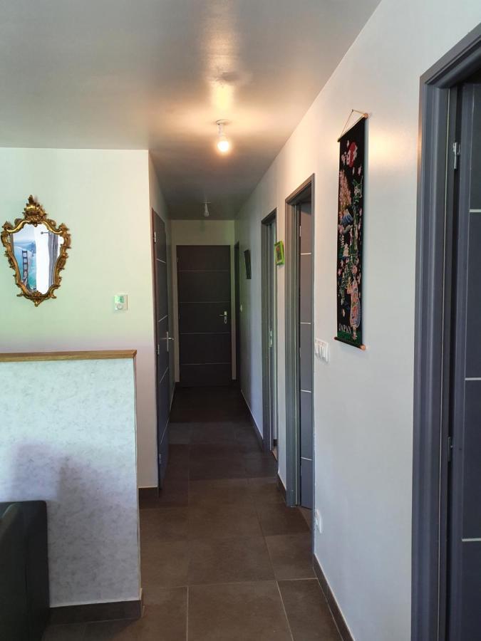 1 Chambre Privative Avec Bureau Et Cuisine Dans Maison 105 M2 Montfaucon Montfaucon  Eksteriør bilde