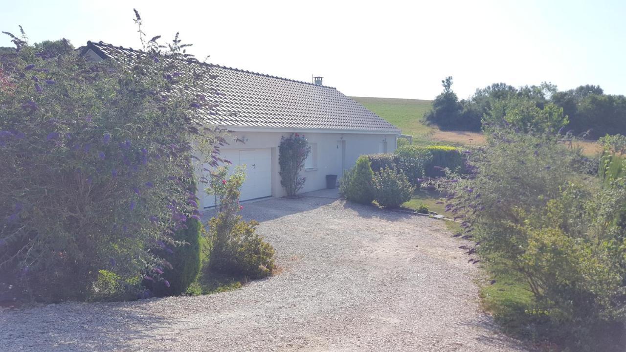 1 Chambre Privative Avec Bureau Et Cuisine Dans Maison 105 M2 Montfaucon Montfaucon  Eksteriør bilde