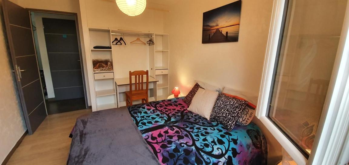1 Chambre Privative Avec Bureau Et Cuisine Dans Maison 105 M2 Montfaucon Montfaucon  Eksteriør bilde